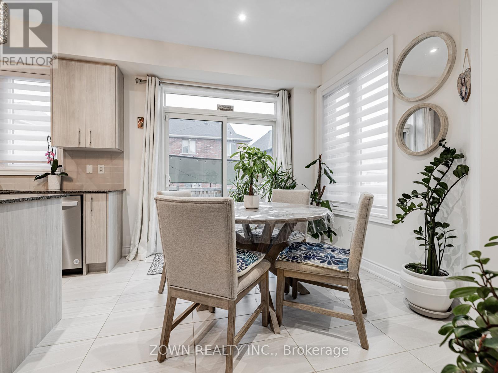 1352 Blackmore Street Property Photo 14