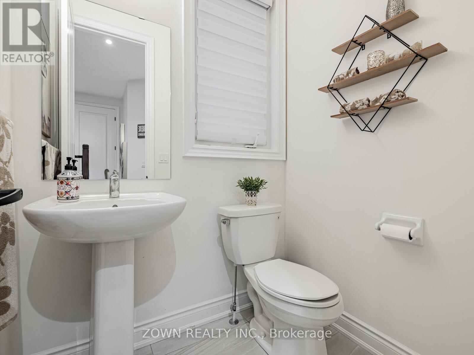 1352 Blackmore Street Property Photo 15