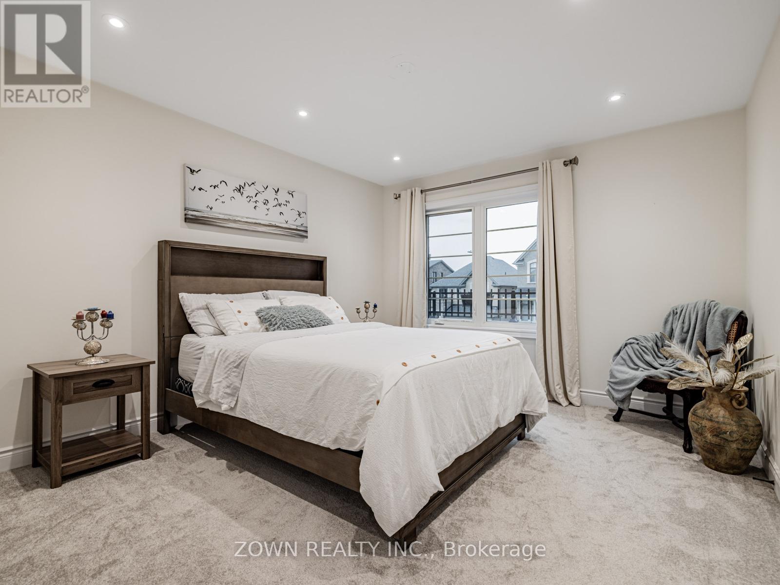 1352 Blackmore Street Property Photo 23