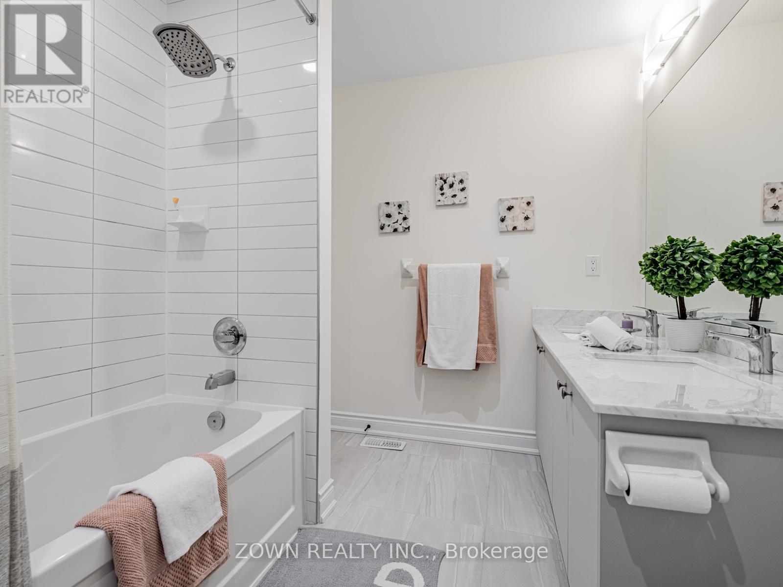 1352 Blackmore Street Property Photo 25
