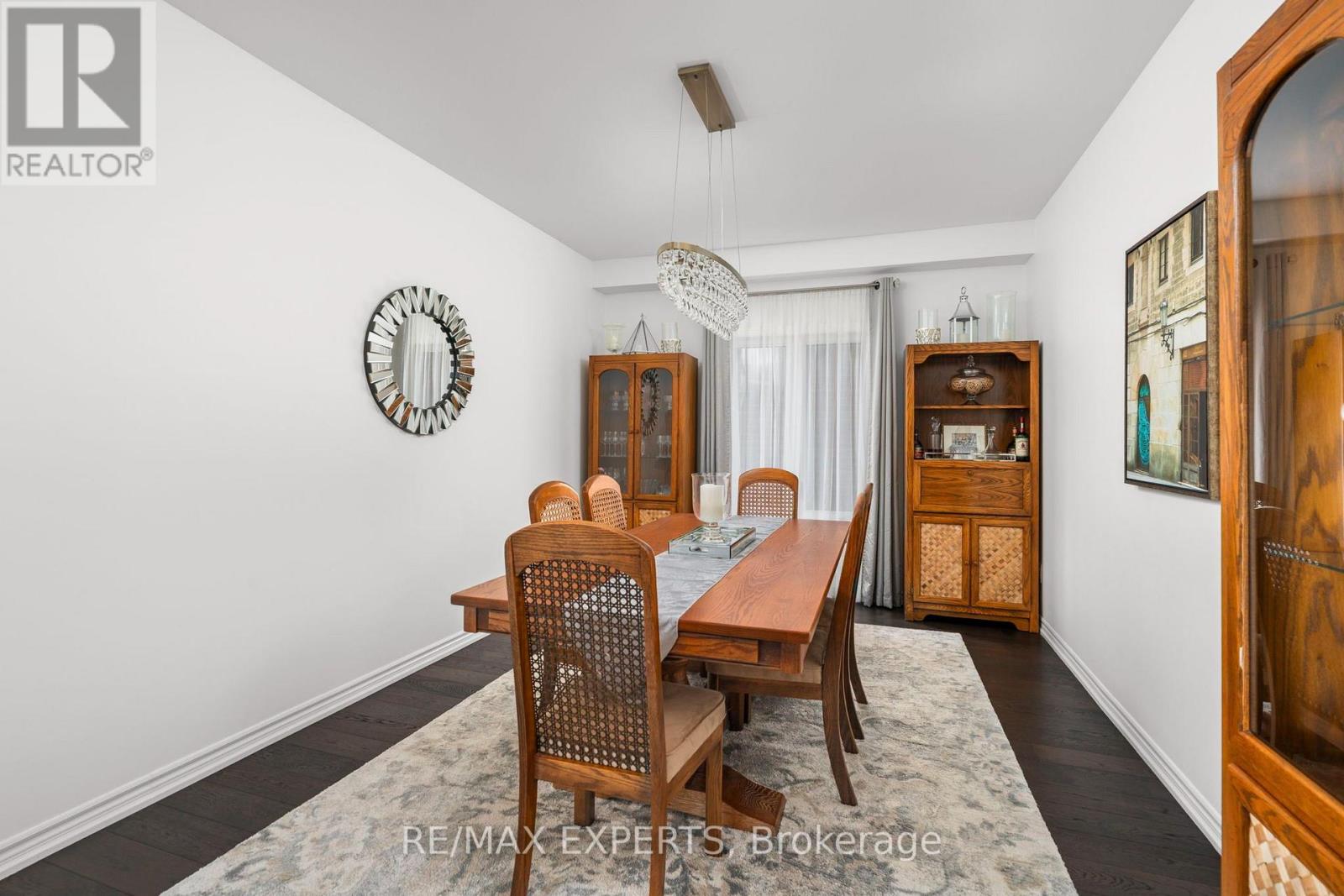 20 Hackett Street Property Photo 9
