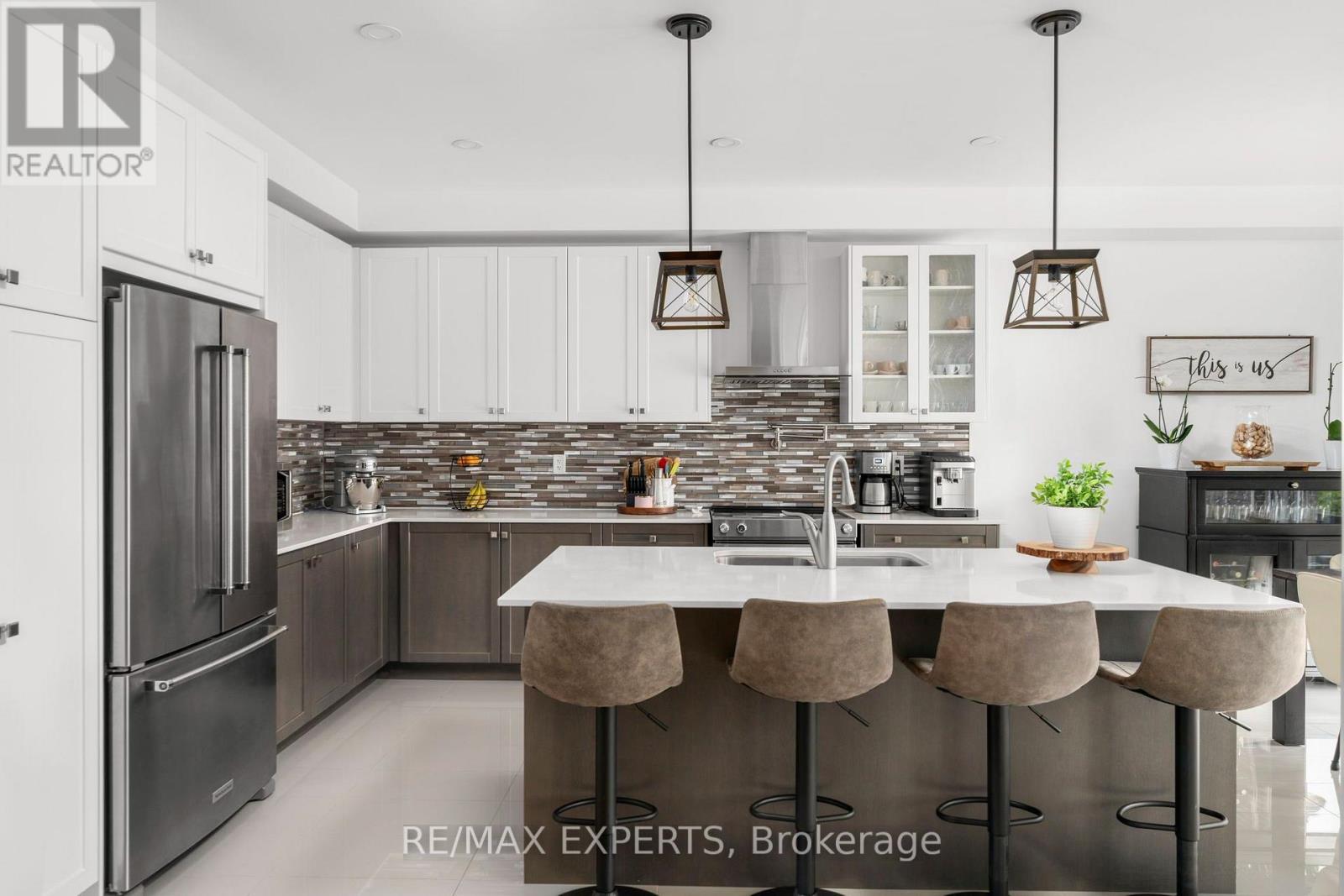20 Hackett Street Property Photo 13