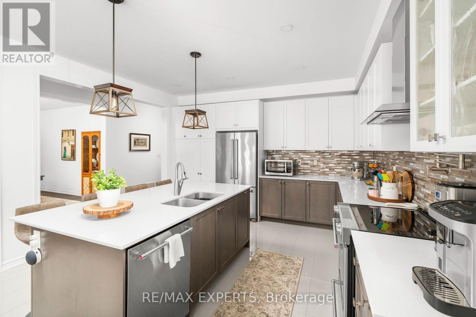20 Hackett Street Property Photo 17