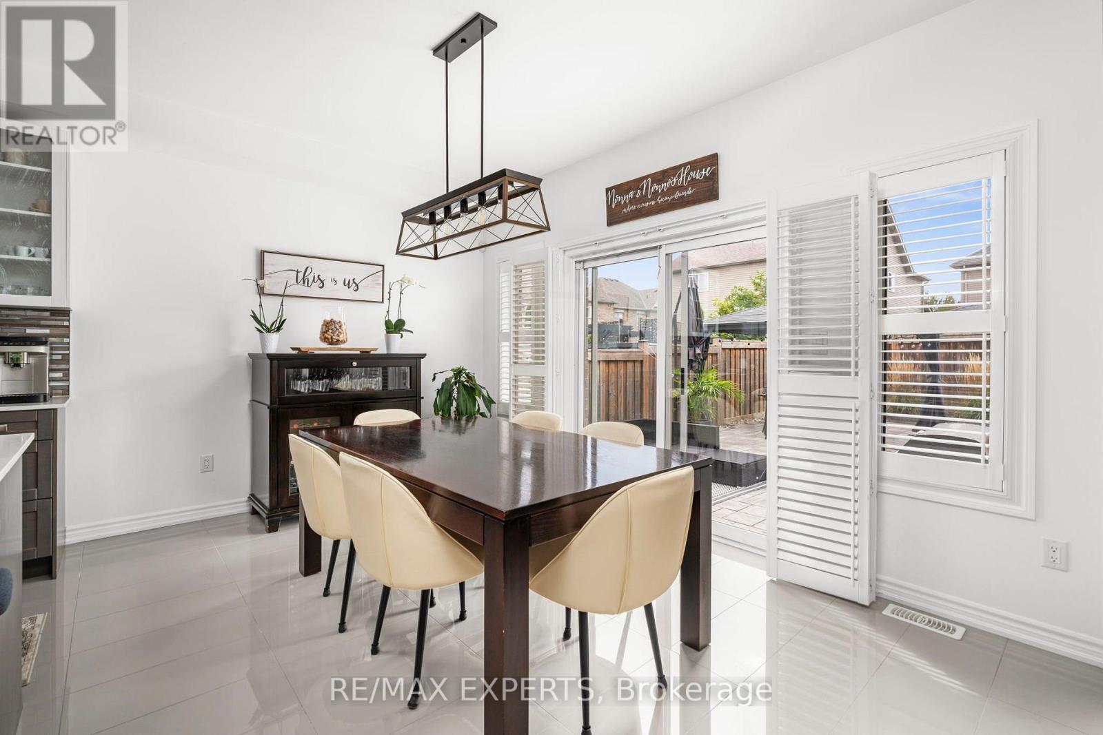 20 Hackett Street Property Photo 19