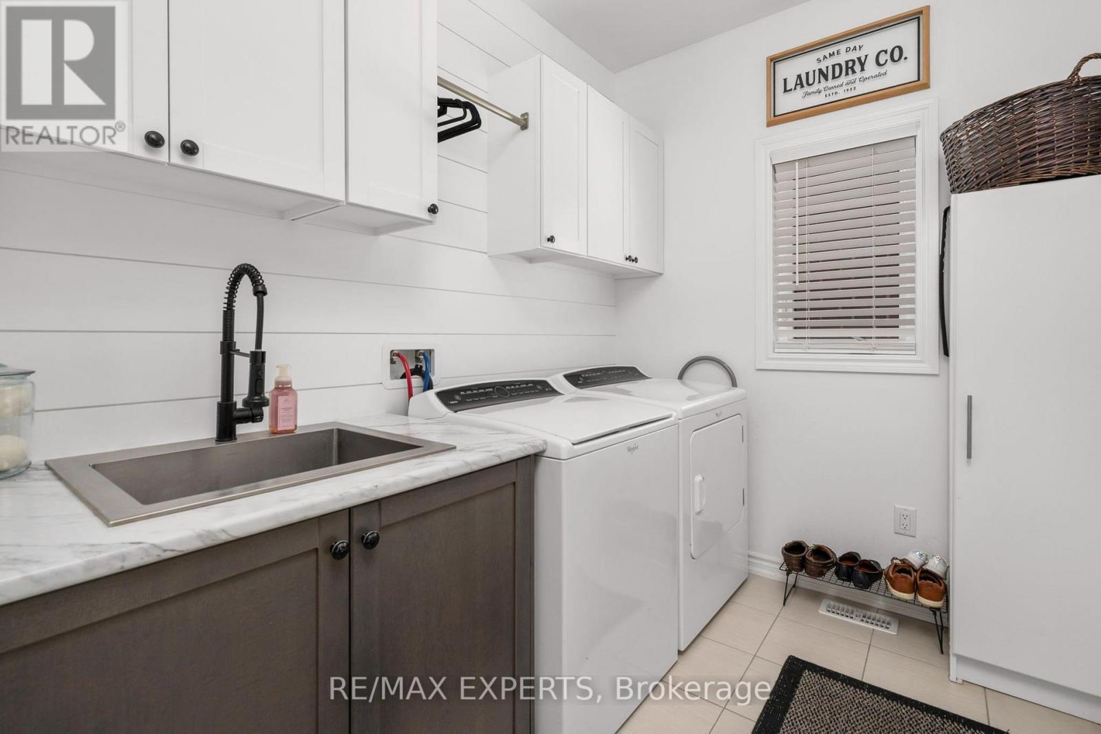 20 Hackett Street Property Photo 22