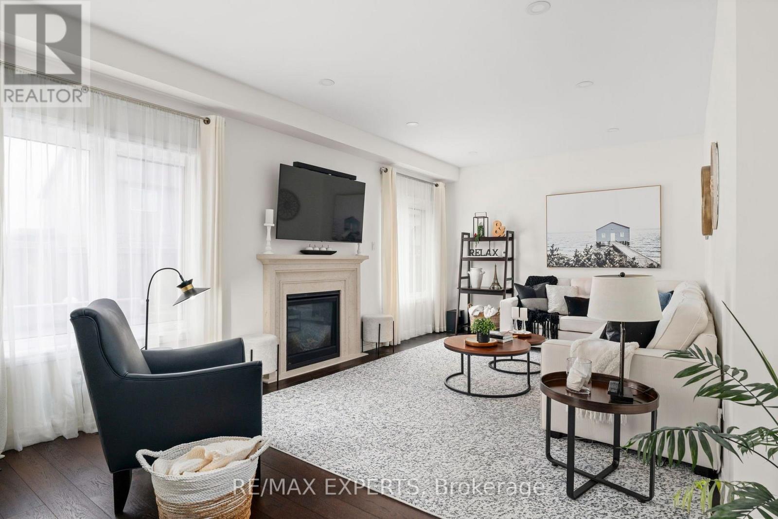 20 Hackett Street Property Photo 23