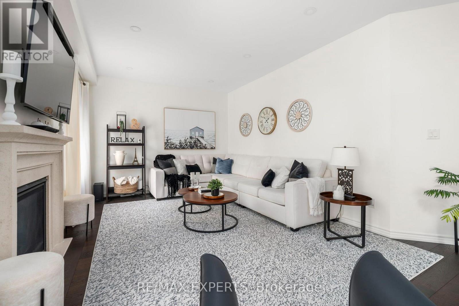 20 Hackett Street Property Photo 26