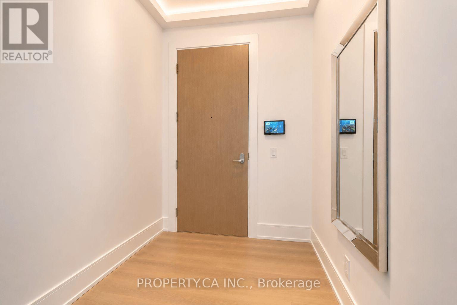 422 - 399 Royal Orchard Boulevard Property Photo 7