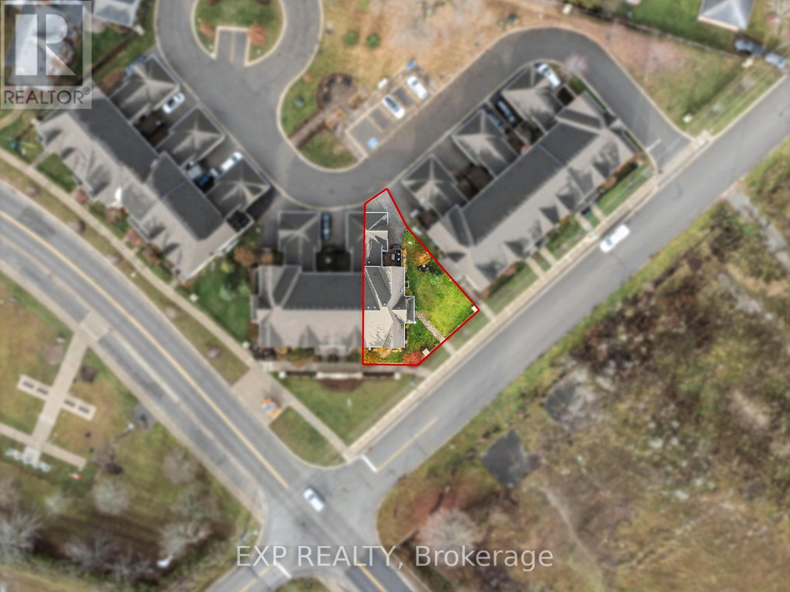 7 Vita Stephanie Court Property Photo 2