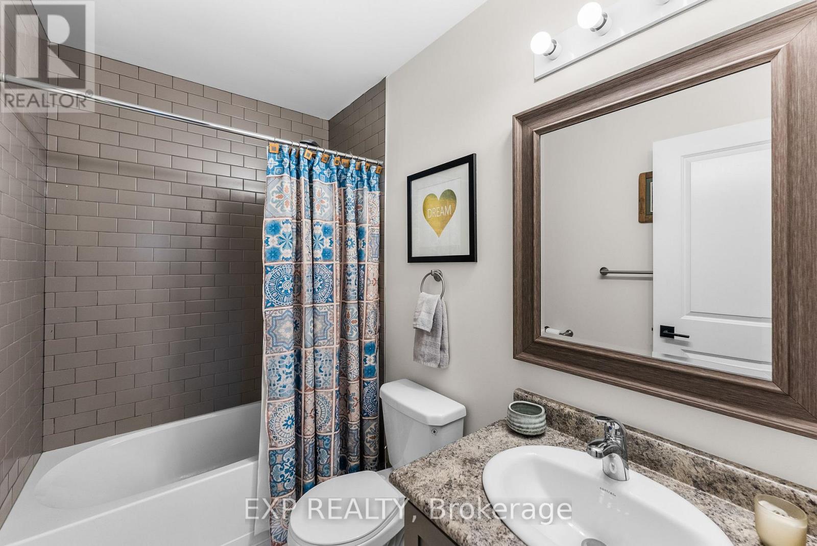 7 Vita Stephanie Court Property Photo 34