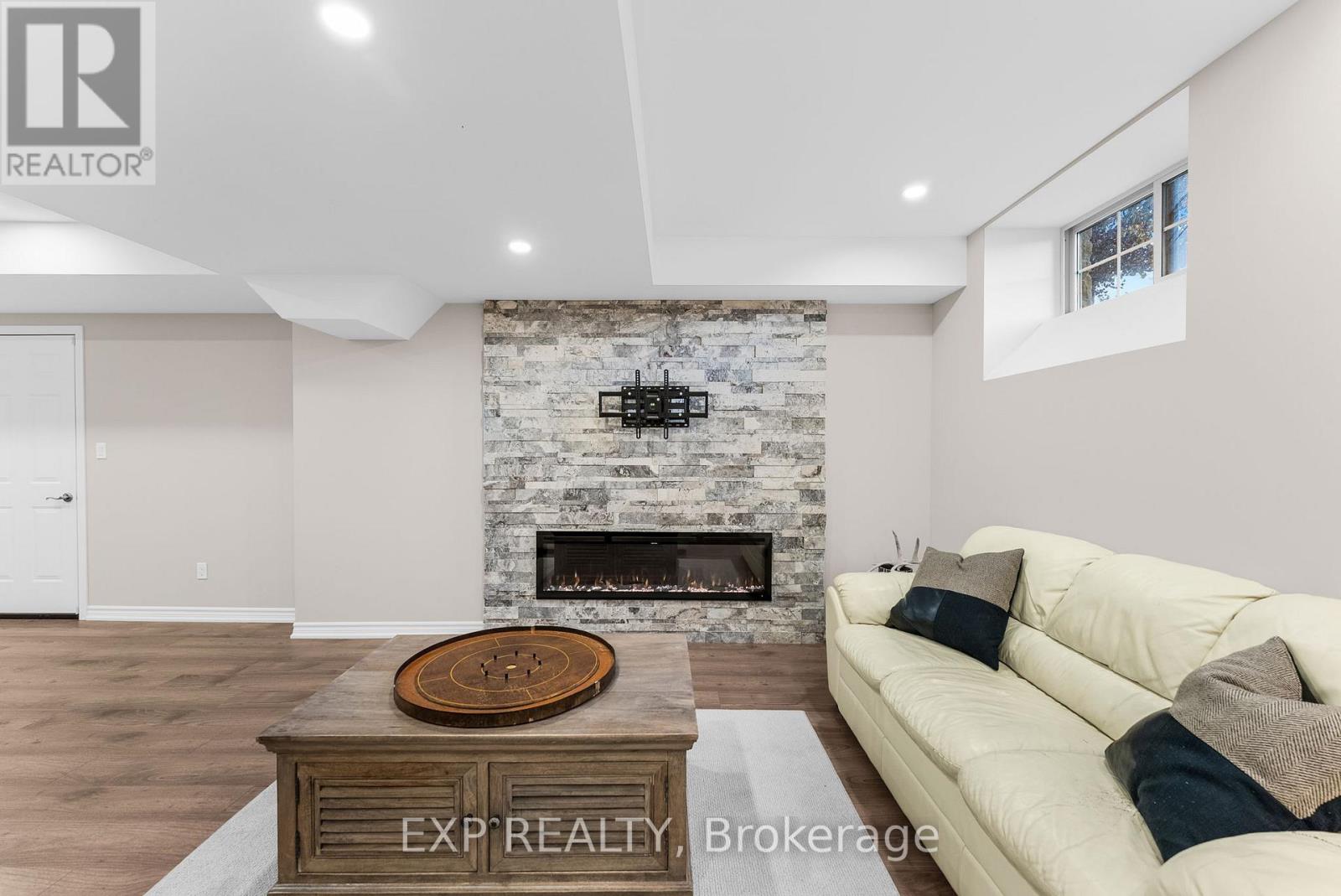7 Vita Stephanie Court Property Photo 36