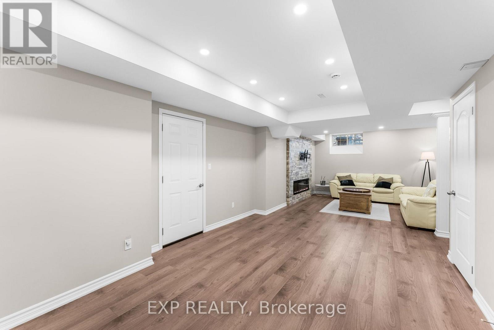 7 Vita Stephanie Court Property Photo 38