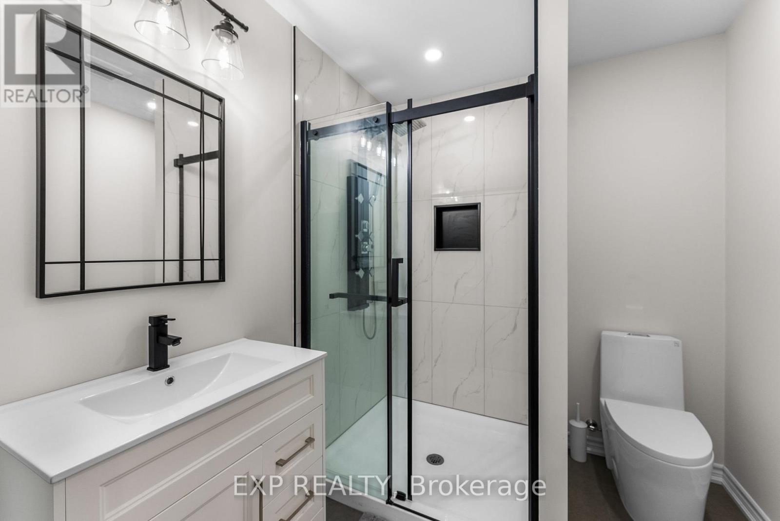 7 Vita Stephanie Court Property Photo 41