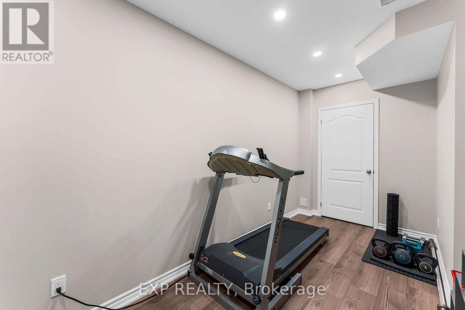 7 Vita Stephanie Court Property Photo 42