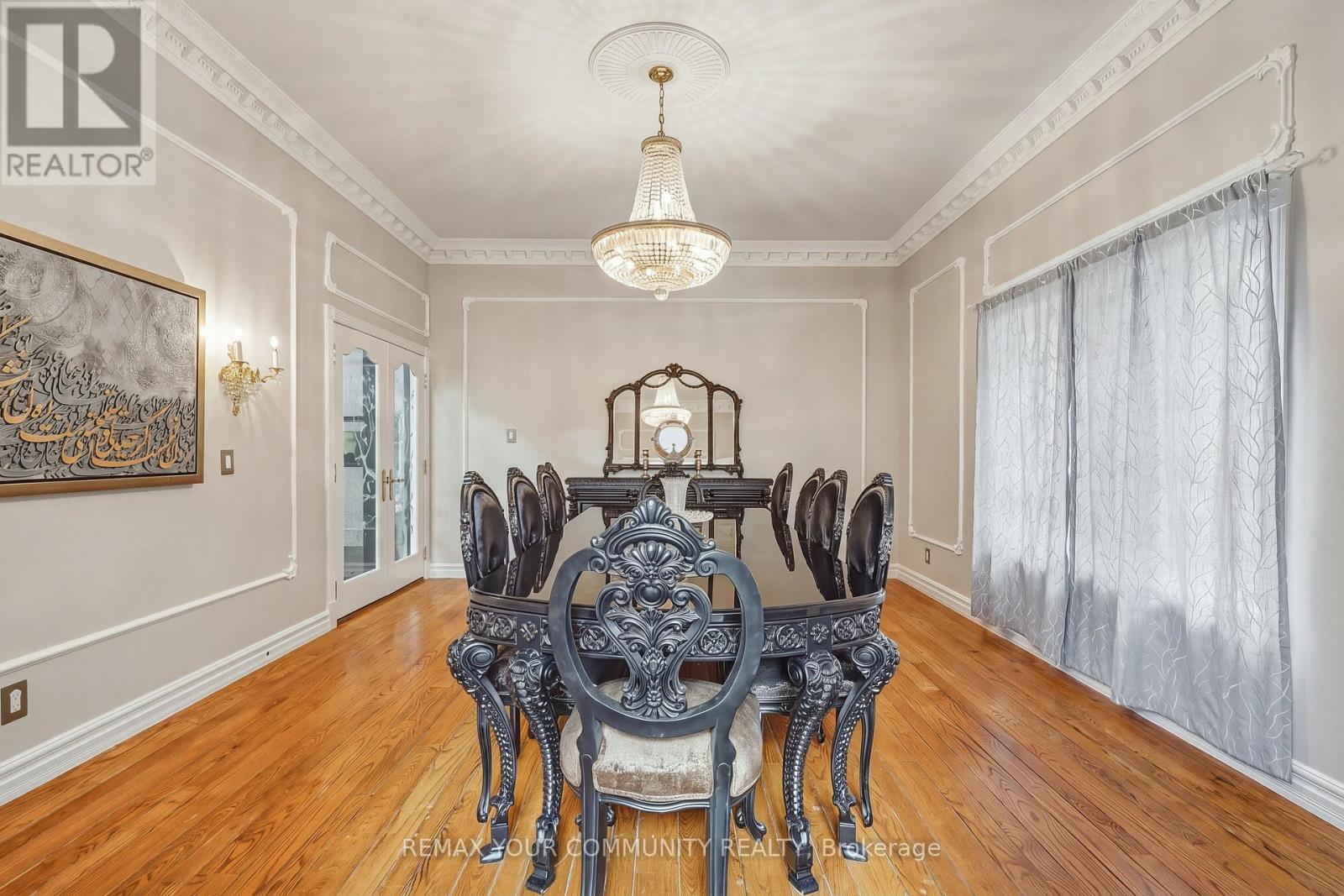 176 Old Surrey Lane Property Photo 7