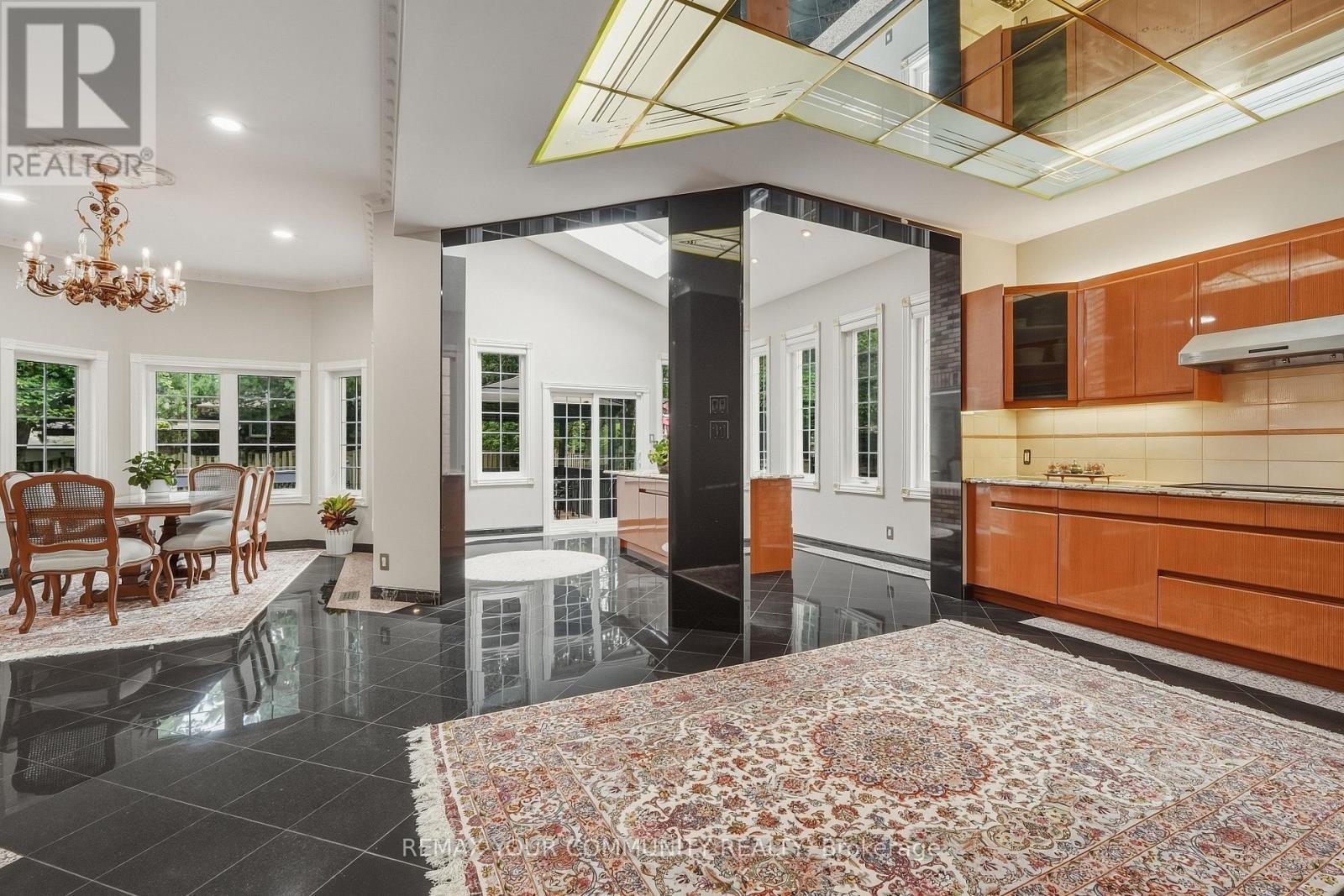 176 Old Surrey Lane Property Photo 8