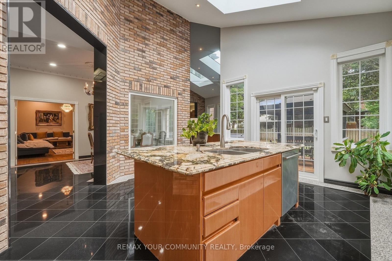 176 Old Surrey Lane Property Photo 11