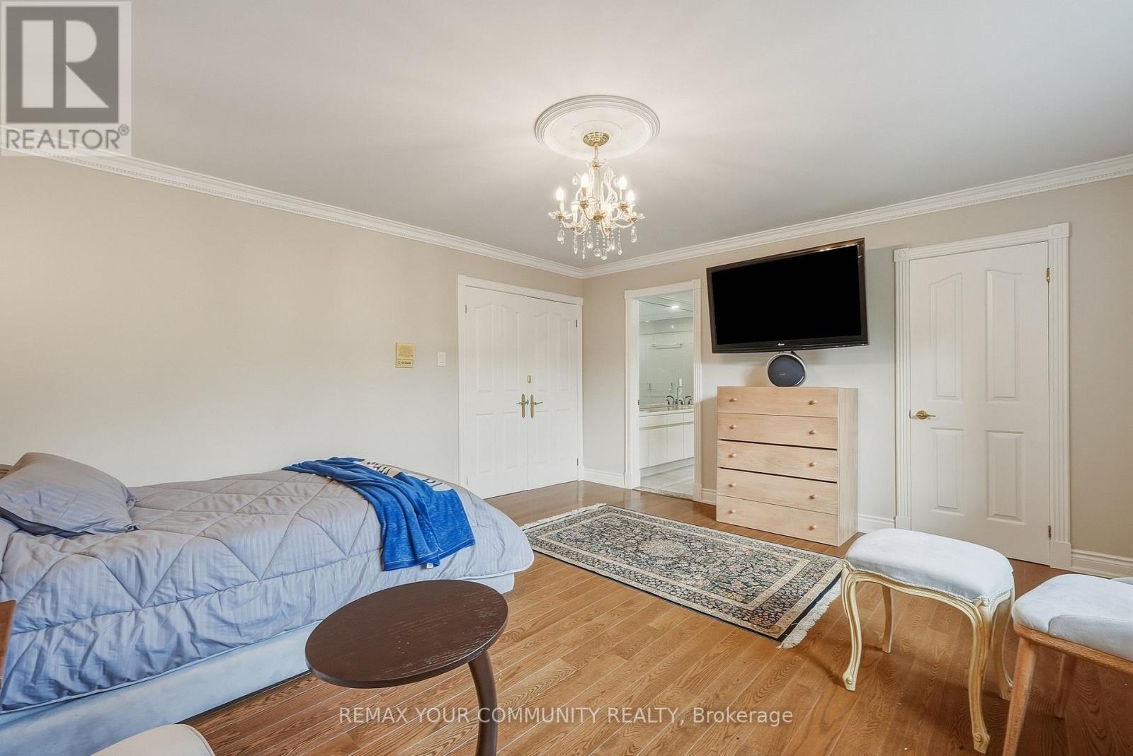 176 Old Surrey Lane Property Photo 21