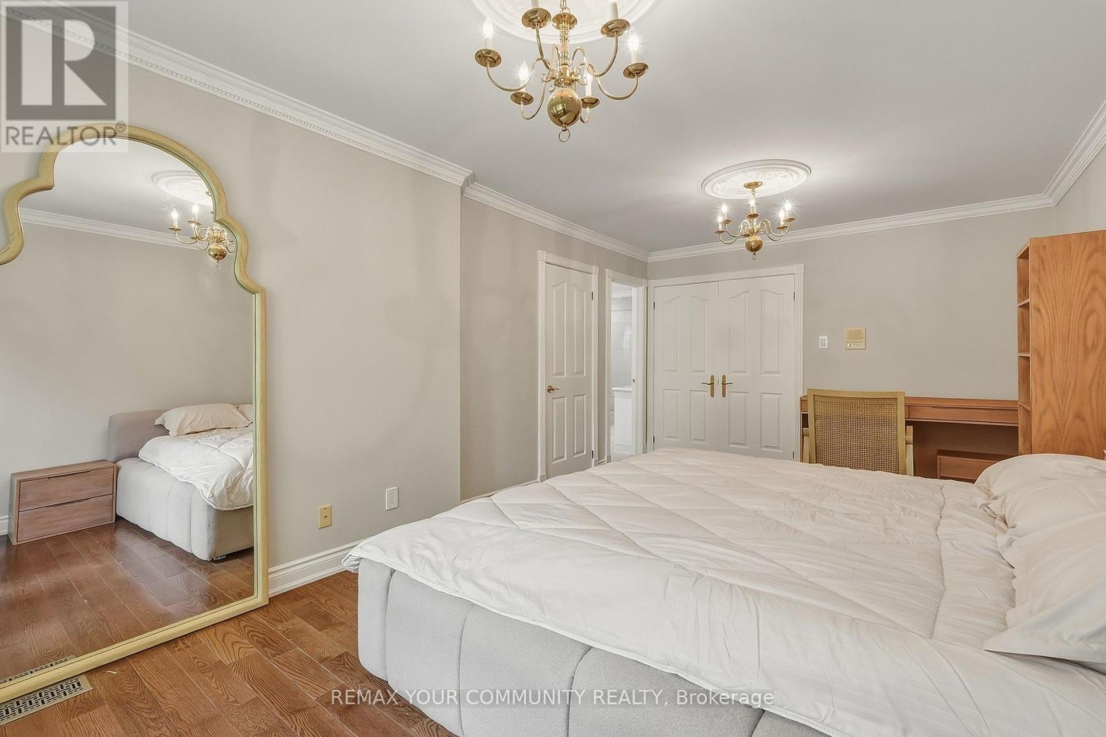 176 Old Surrey Lane Property Photo 25