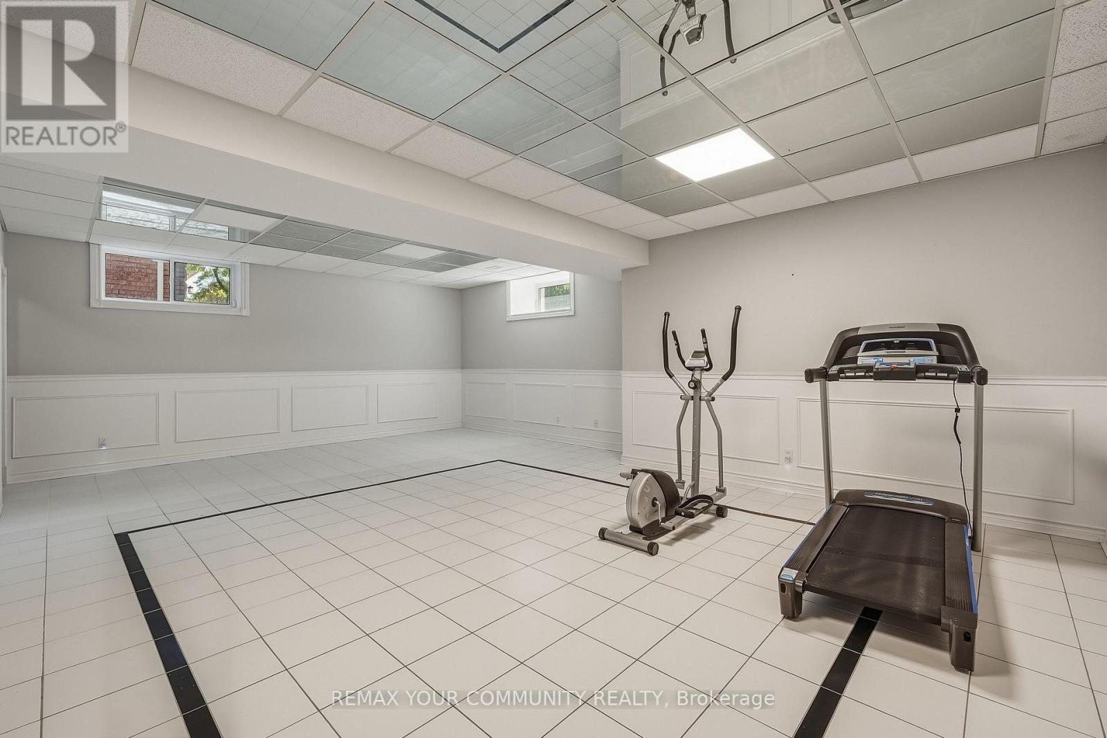 176 Old Surrey Lane Property Photo 33