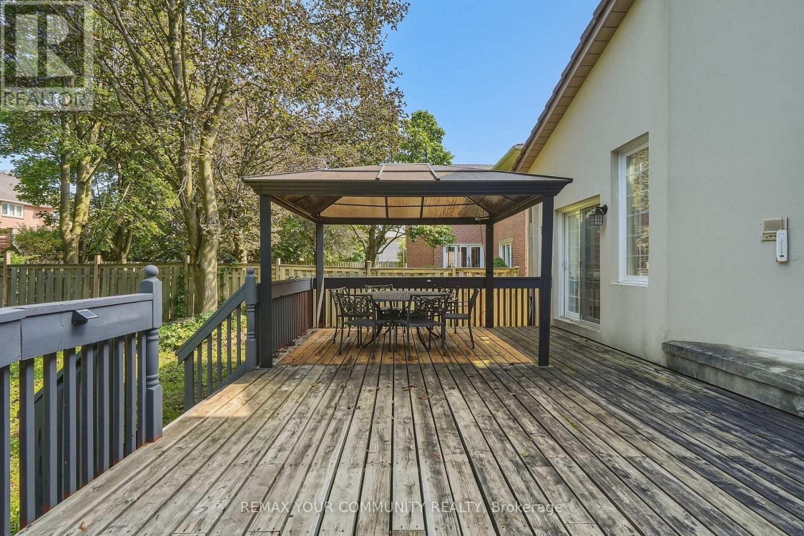 176 Old Surrey Lane Property Photo 45