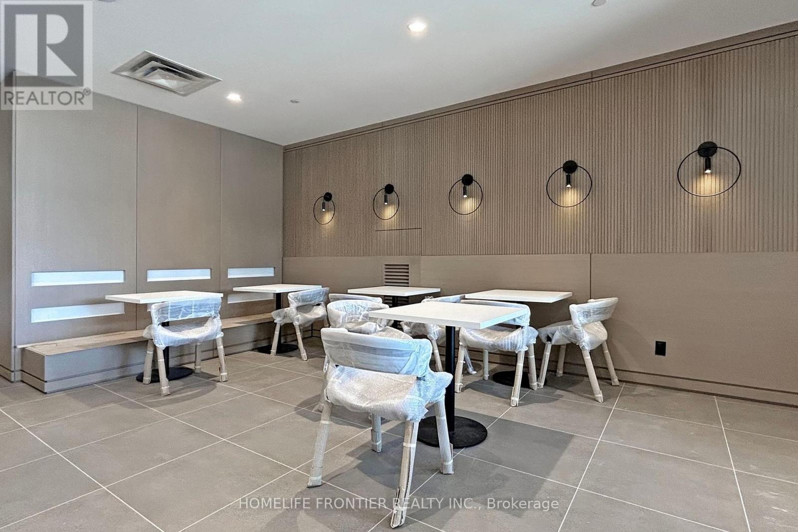 1009 - 7950 Bathurst Street Property Photo 17