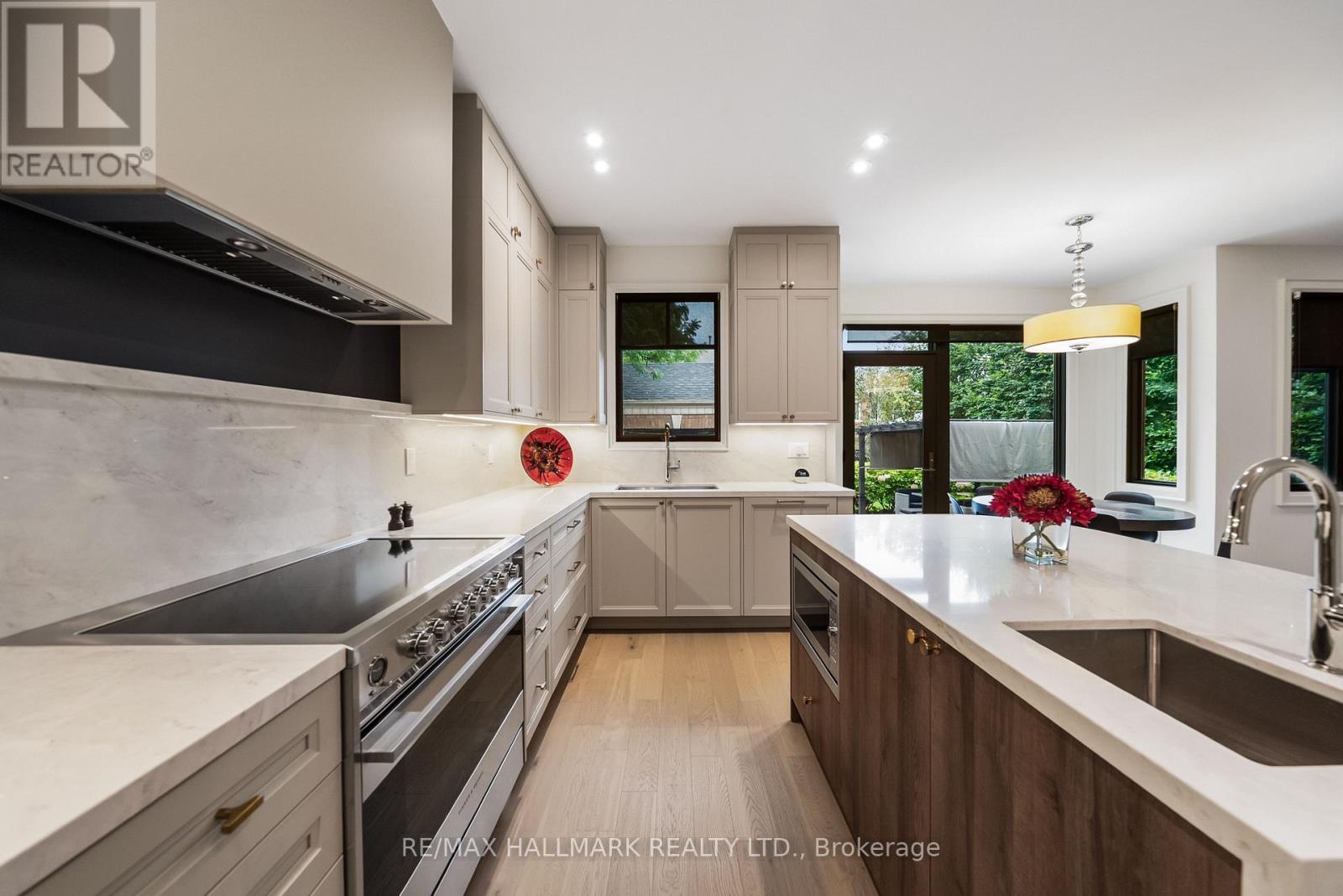 54 Theobalds Circle Property Photo 16