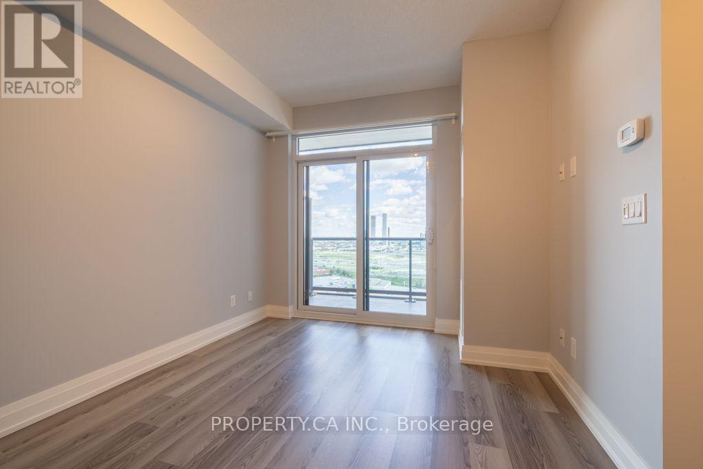 2201 - 3700 Highway 7 Property Photo 8