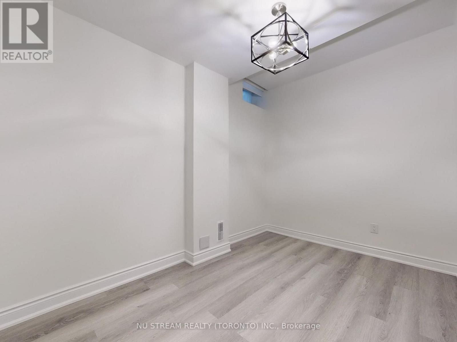 18 Wellman Drive Property Photo 27