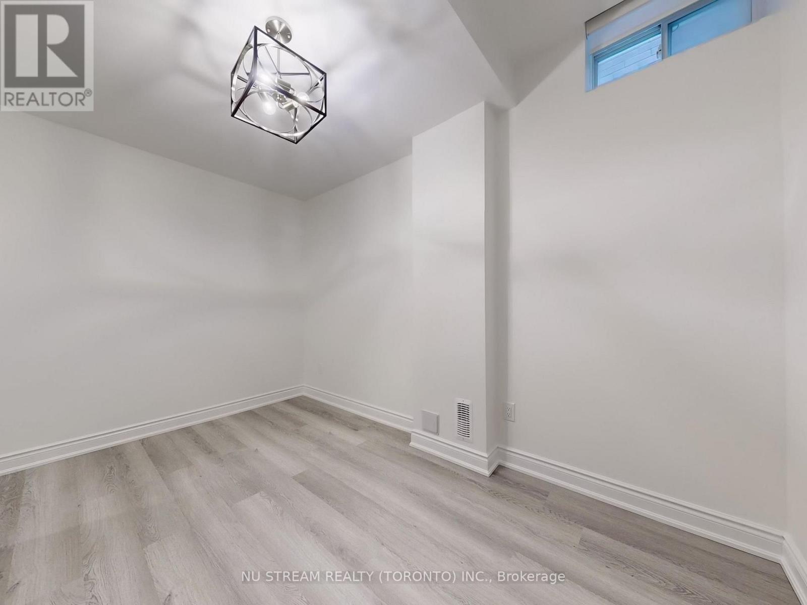 18 Wellman Drive Property Photo 31