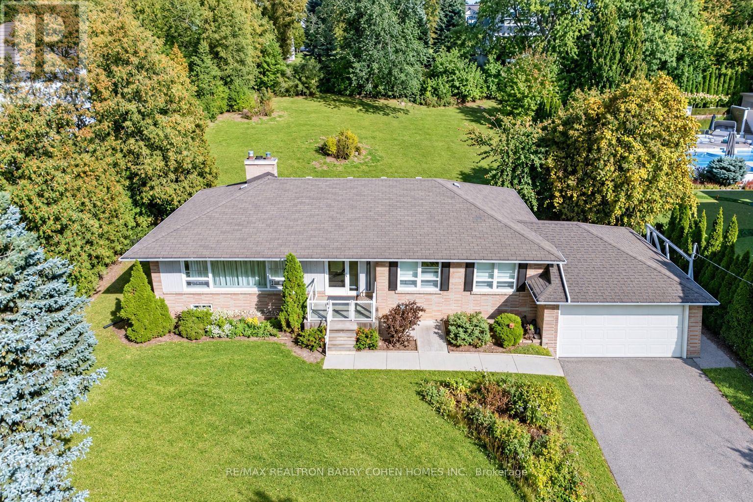 19 Oakbank Road Property Photo 6