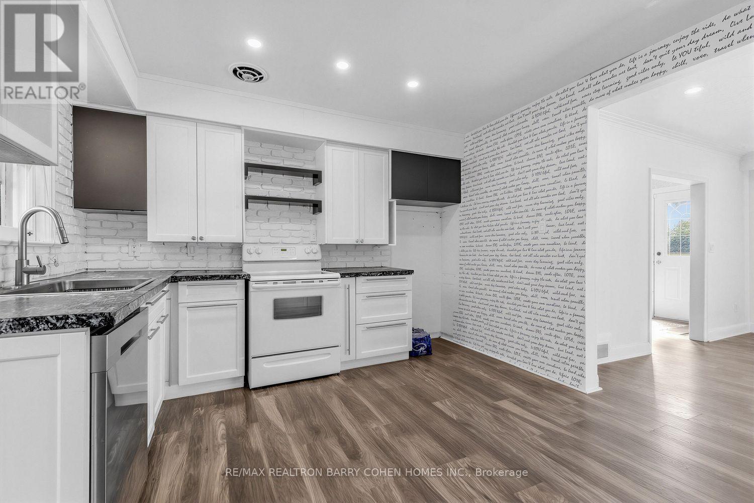 19 Oakbank Road Property Photo 16