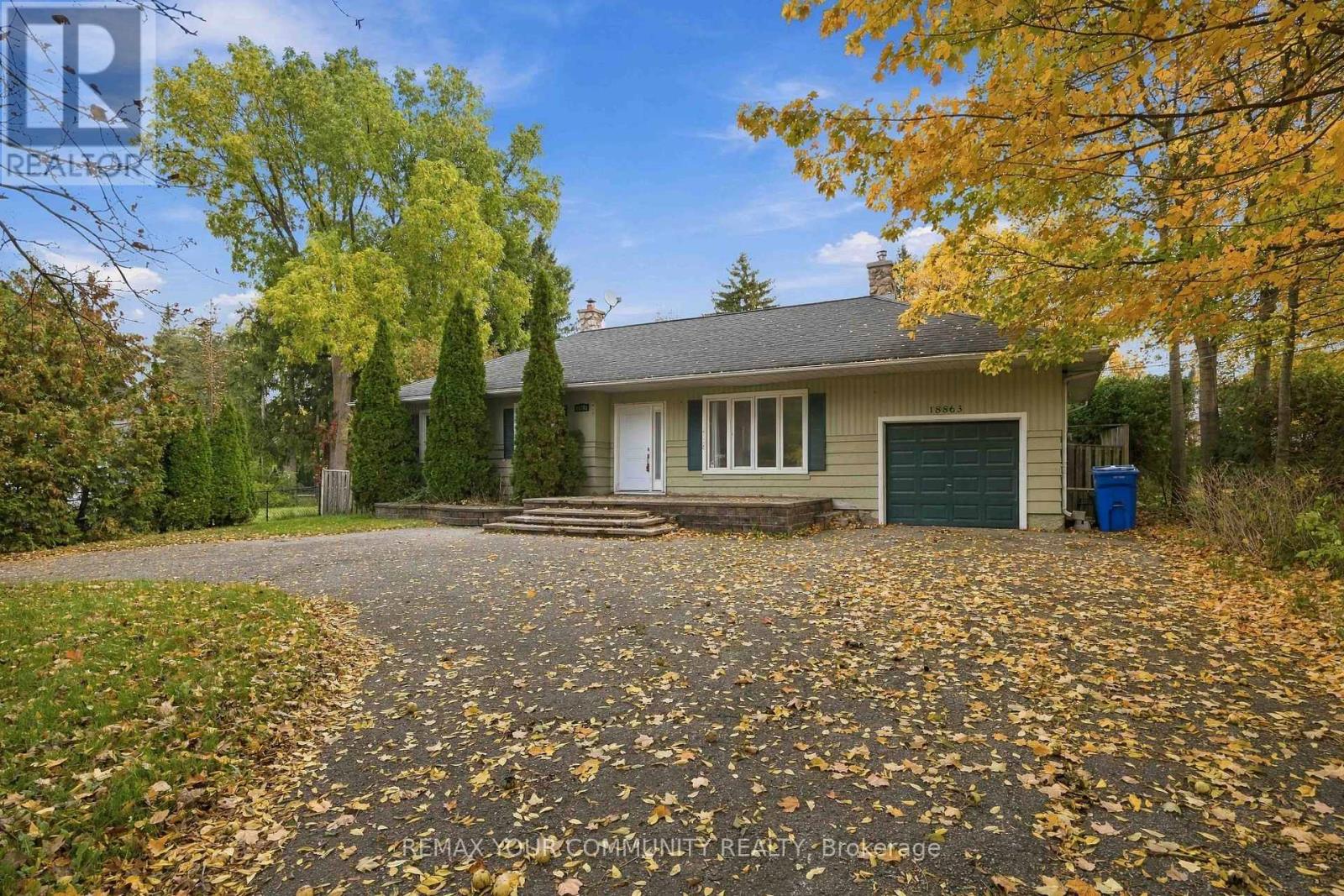 18863 Leslie Street Property Photo 2