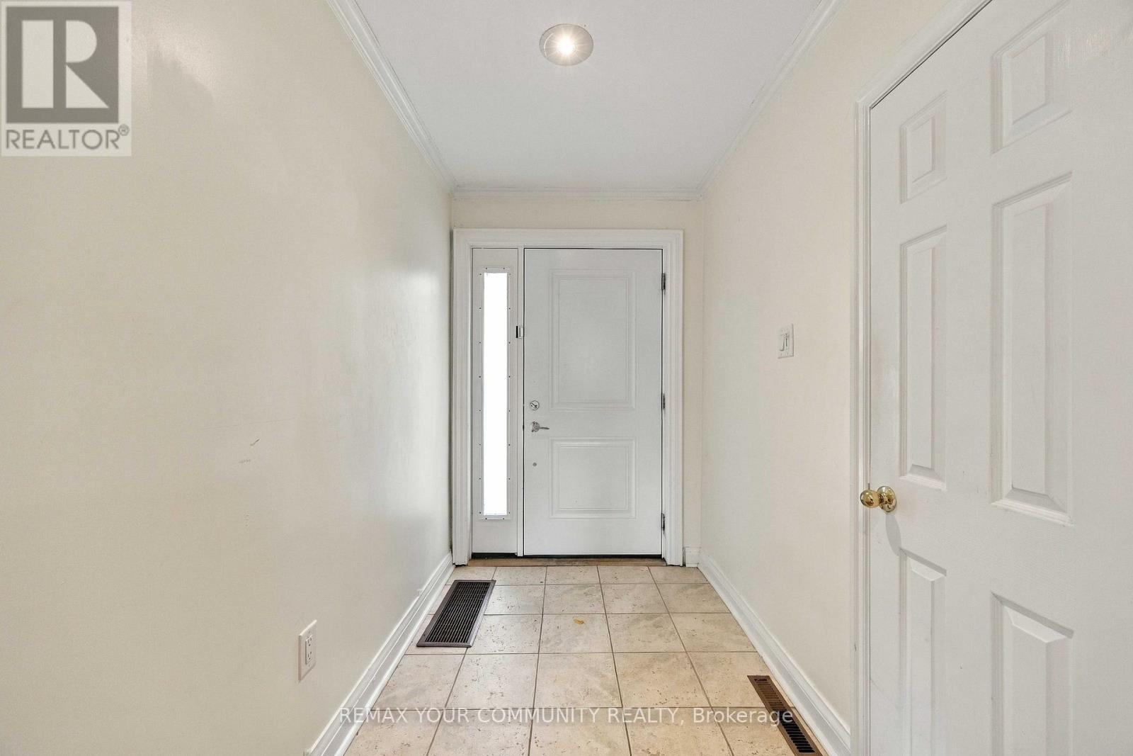 18863 Leslie Street Property Photo 4