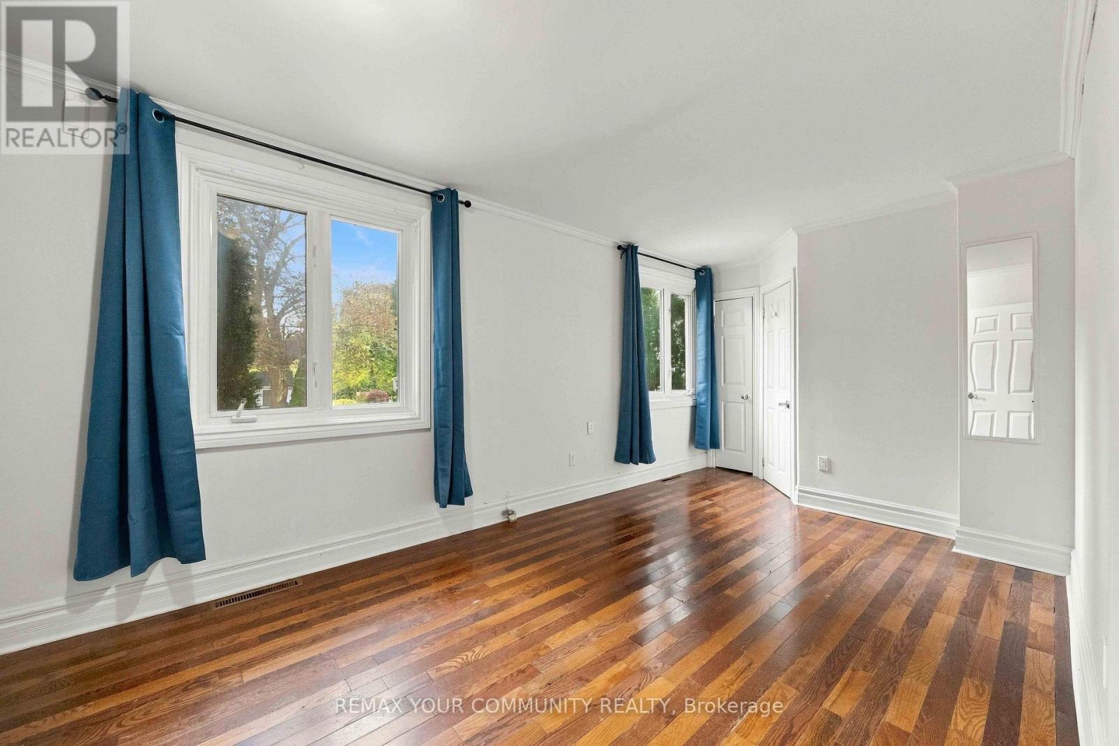 18863 Leslie Street Property Photo 21