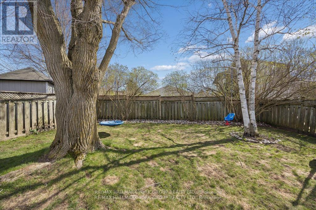 195 King Street Property Photo 35