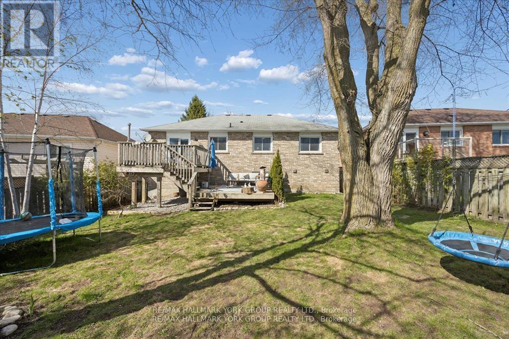 195 King Street Property Photo 37