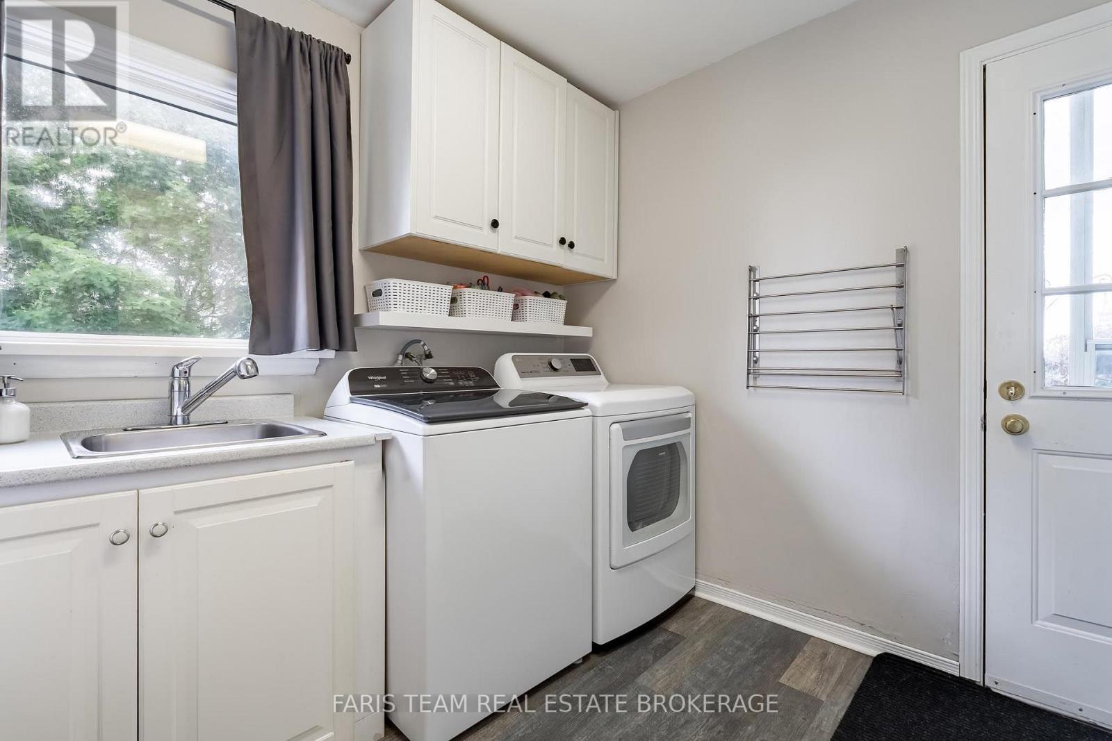 300 Juliana Road Property Photo 22