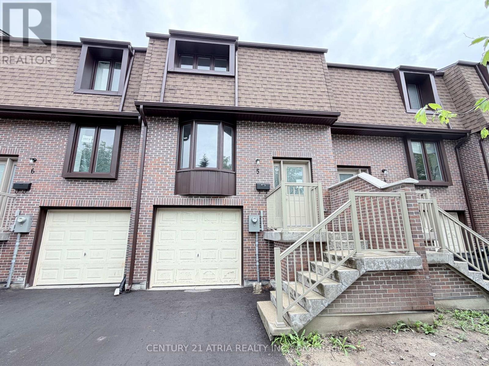 Unit 5 - 11 Plaisance Road Property Photo 1