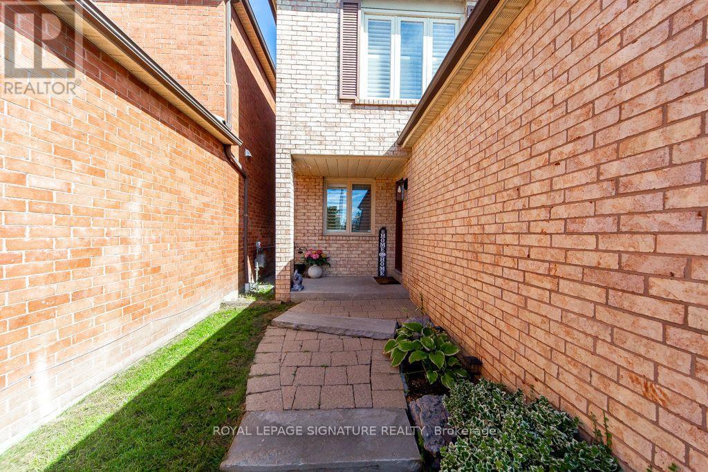 28 Augusta Court Property Photo 2