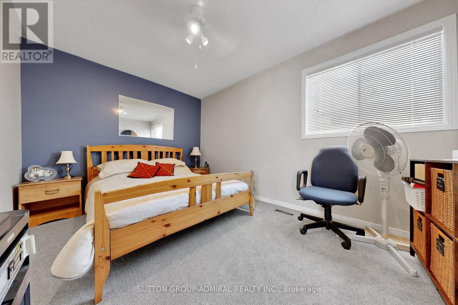 43 Berwick Crescent Property Photo 32