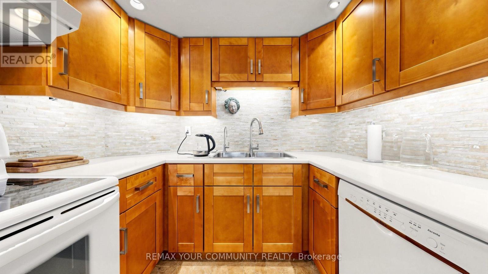 413 - 5 Weldrick Road W Property Photo 14