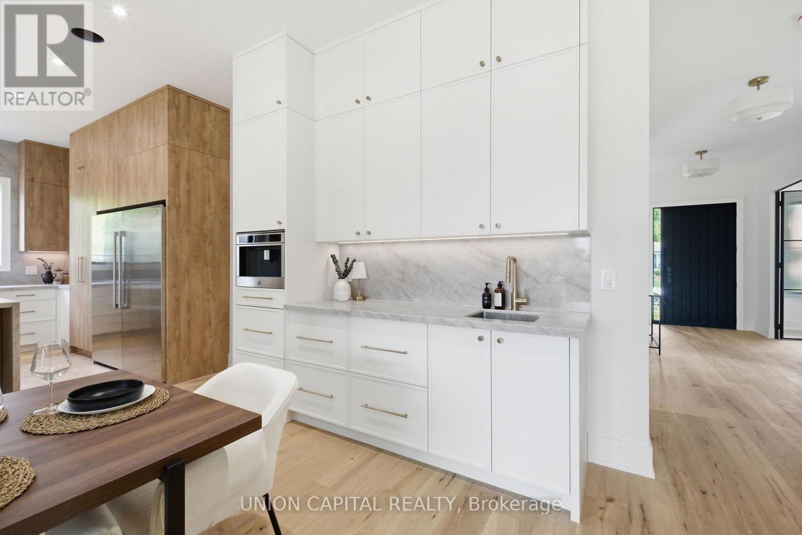 106 Hawthorn Avenue Property Photo 12