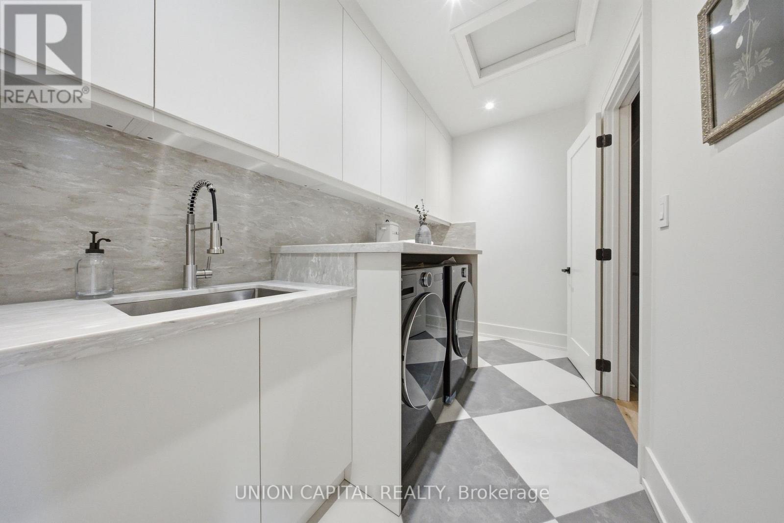 106 Hawthorn Avenue Property Photo 32