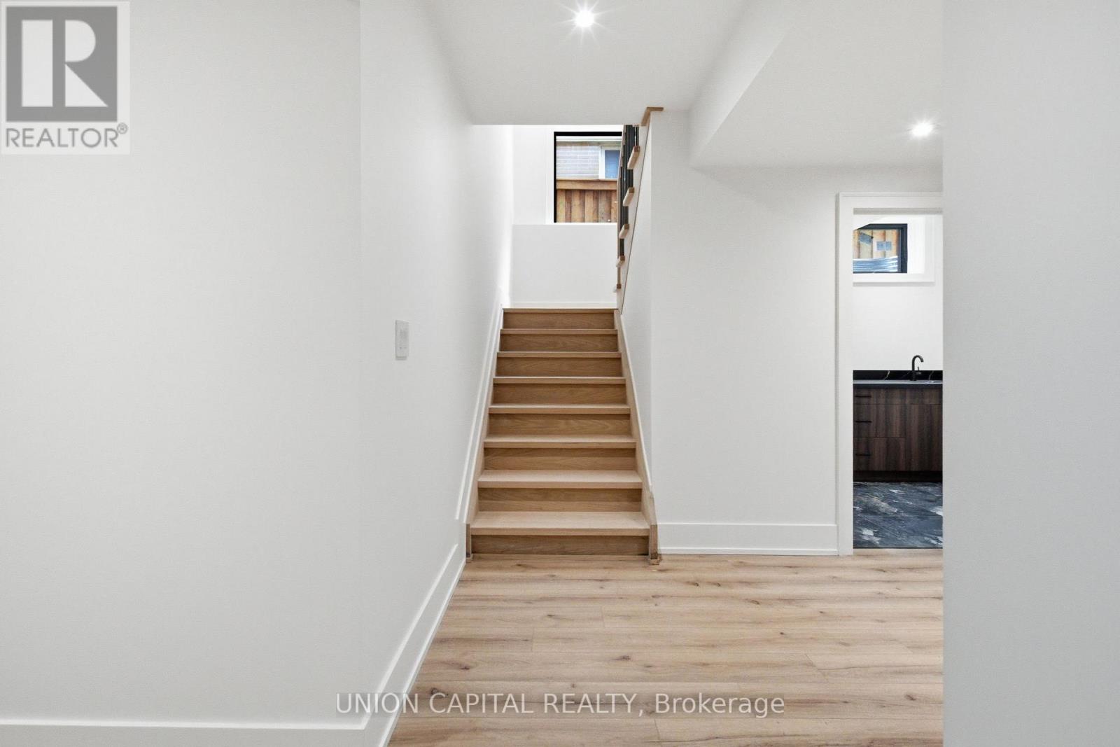 106 Hawthorn Avenue Property Photo 34