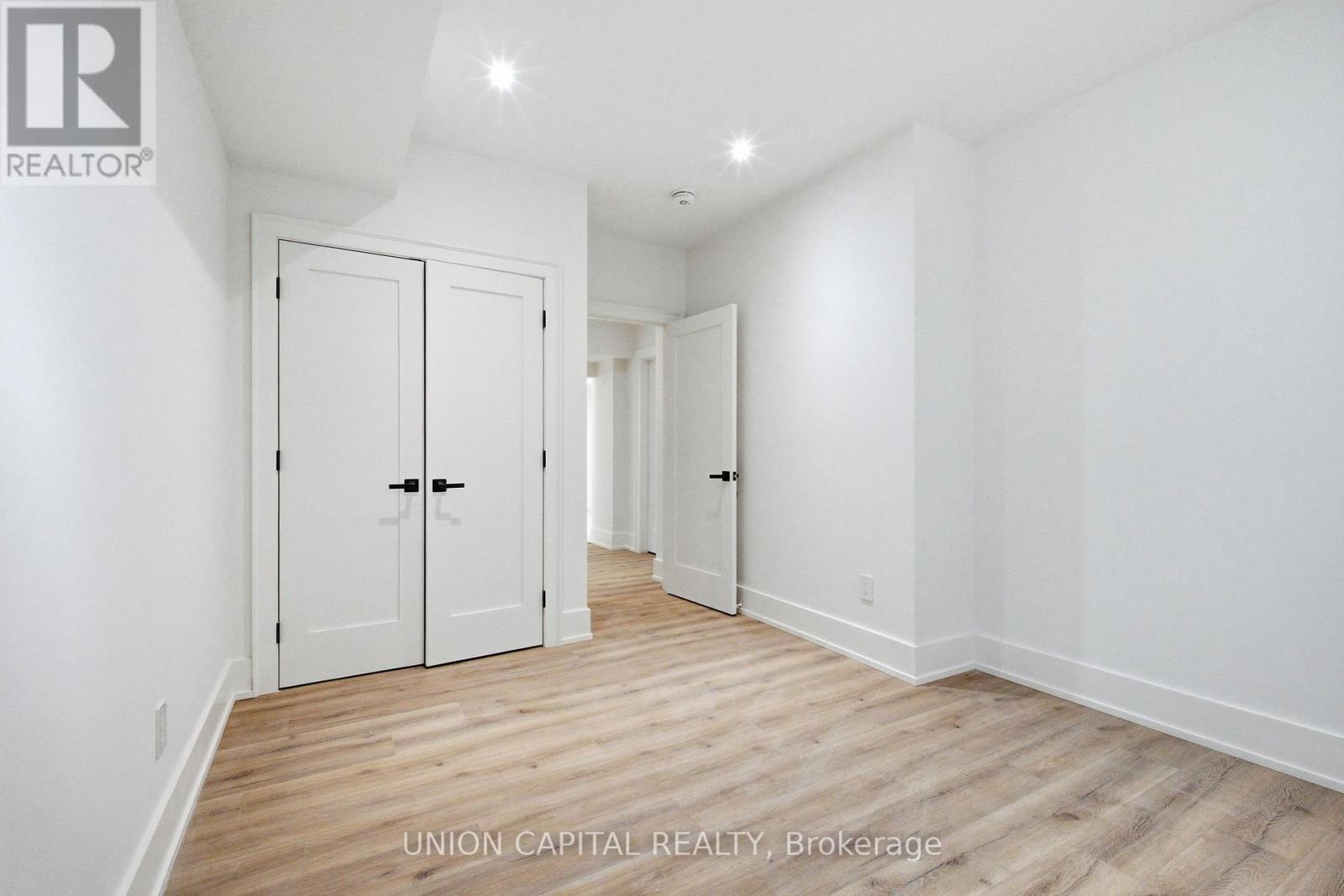106 Hawthorn Avenue Property Photo 39