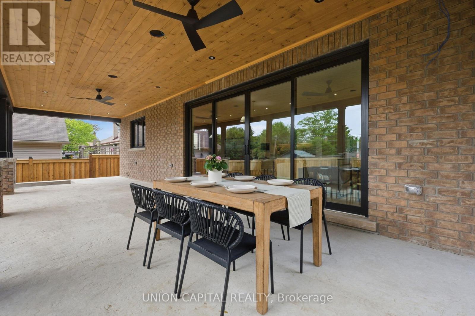106 Hawthorn Avenue Property Photo 44