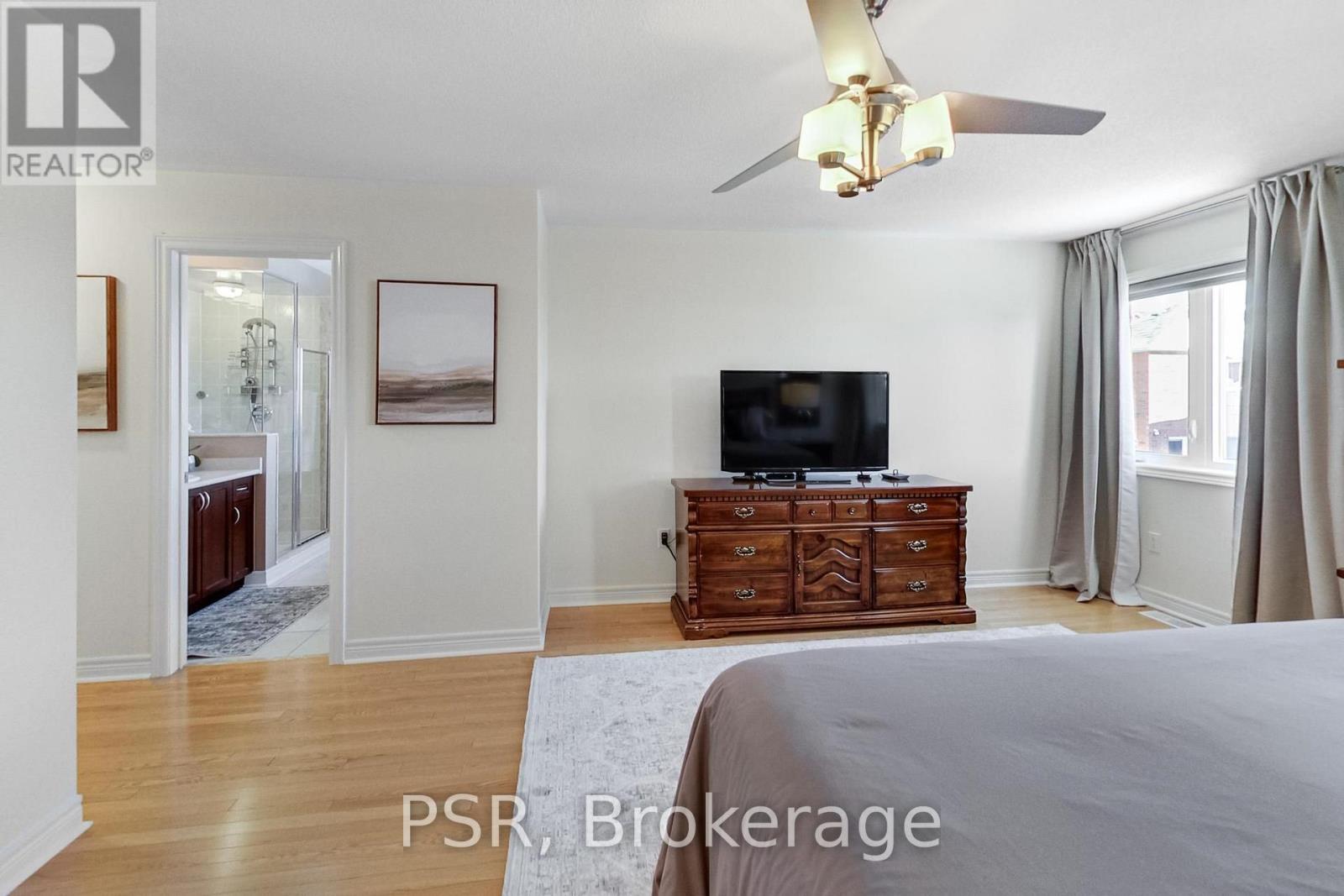 9 White Beach Crescent Property Photo 25