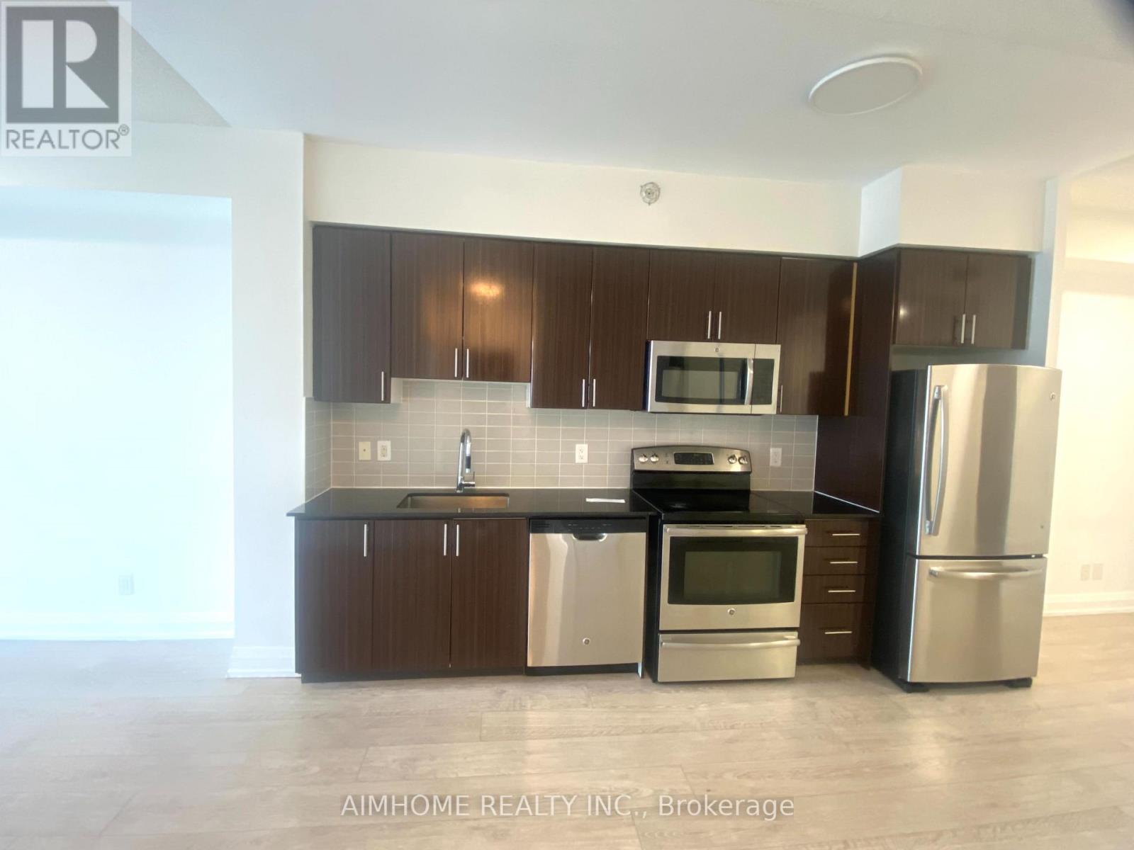 1712 - 7171 Yonge Street E Property Photo 6