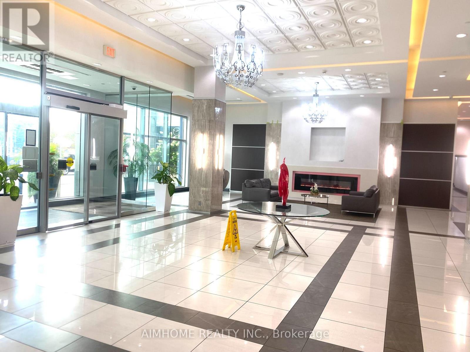 1712 - 7171 Yonge Street E Property Photo 8